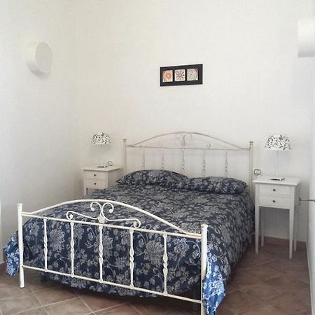 La Scaletta 19 Hotel Crispiano Phòng bức ảnh